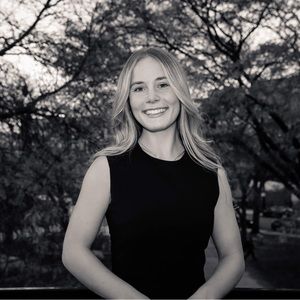 Meet Your Posher, Angelina!